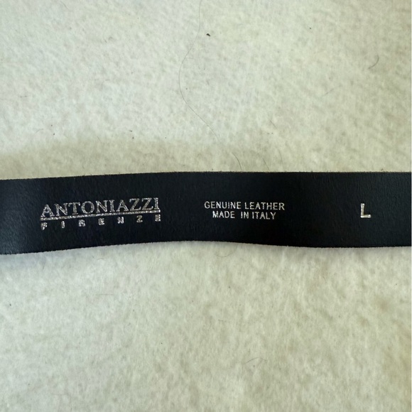 Black Leather & Pewter adjustable belt floral crystals heavier statement piece - Picture 3 of 9